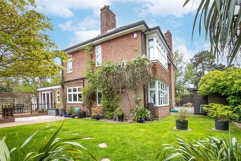 6 bedroom detached house for sale, Boulnois Avenue, Poole