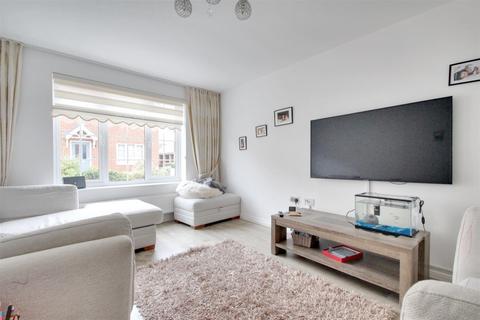 3 Kilham Way, Ferring, Worthing, BN12 6FJ