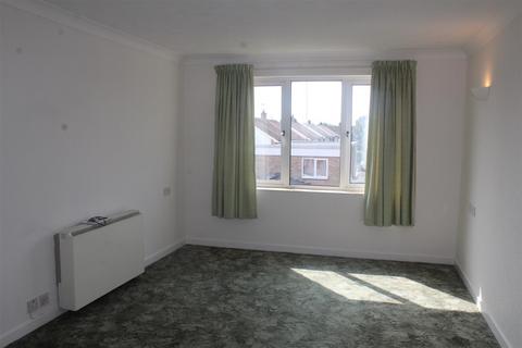 1 bedroom flat to rent, Homesteyne House, Worthing BN14
