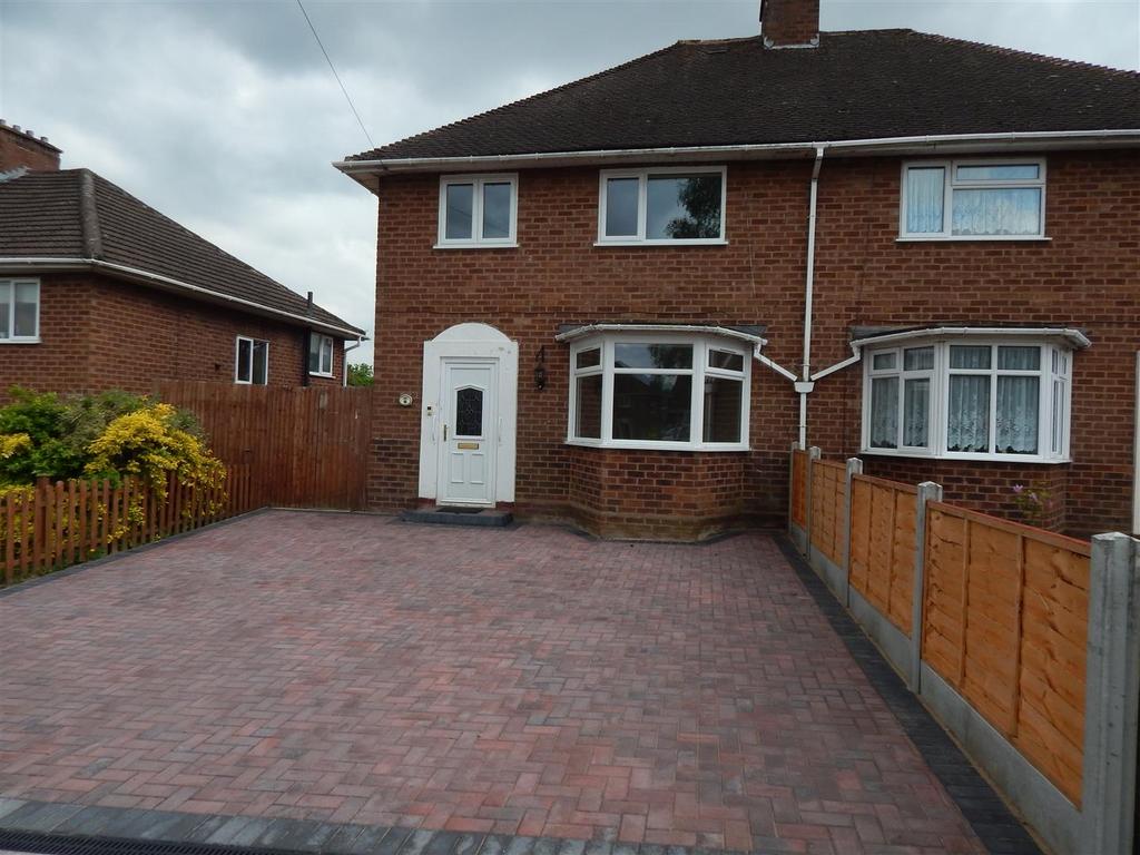 Salwarpe Road, Bromsgrove 3 bed property £1,195 pcm (£276 pw)