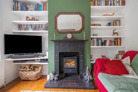 6 Windmill Lane, Long Ditton, Surbiton, KT6 5QE