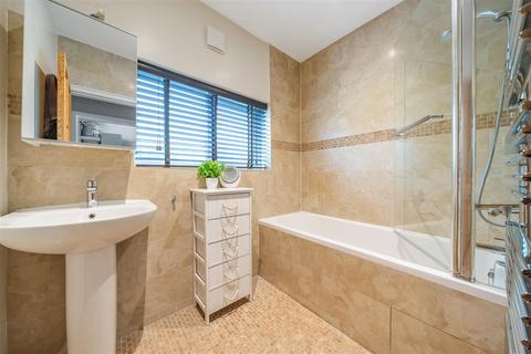 6 Windmill Lane, Long Ditton, Surbiton, KT6 5QE