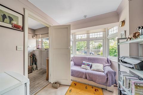 45 The Byeways, Surbiton, KT5 8HT