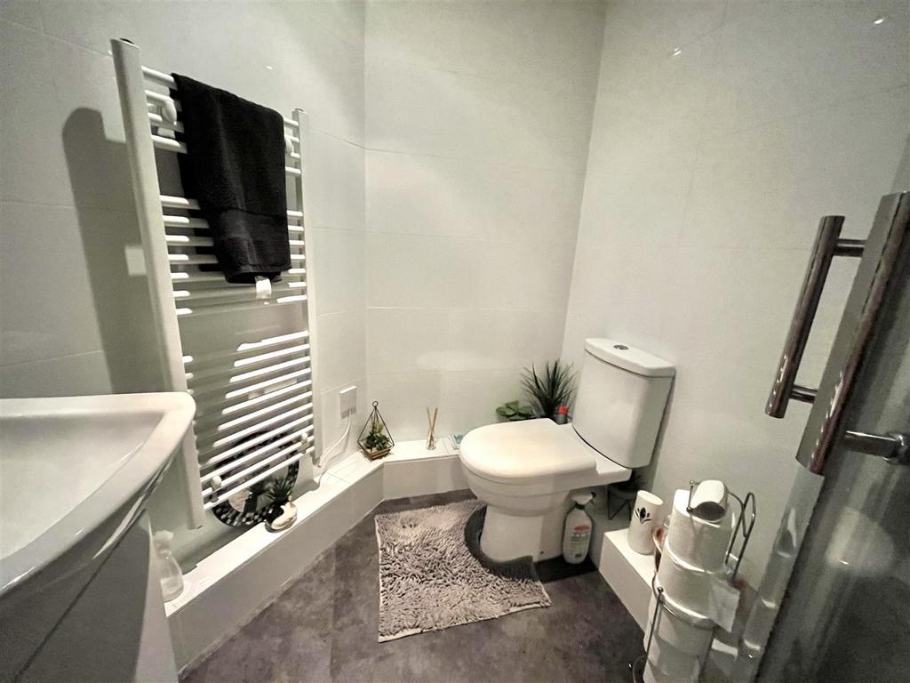 Bramleys Estate Agents - Valley Mill - Elland (11)