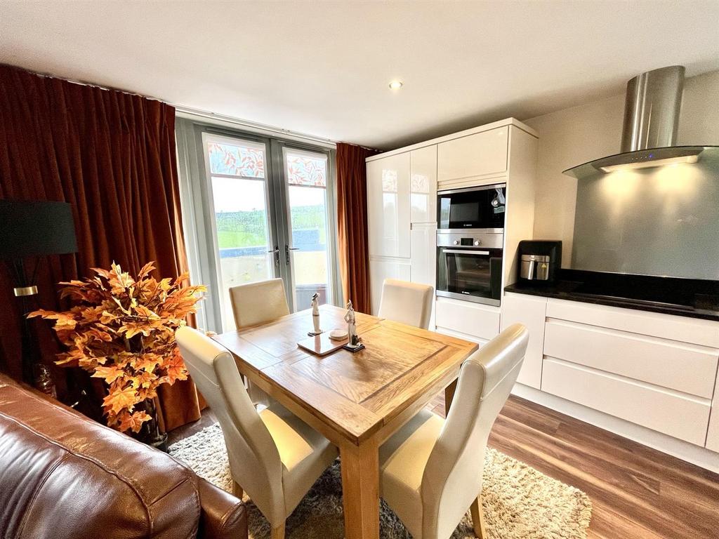 Bramleys Estate Agents - Valley Mill - Elland (4).