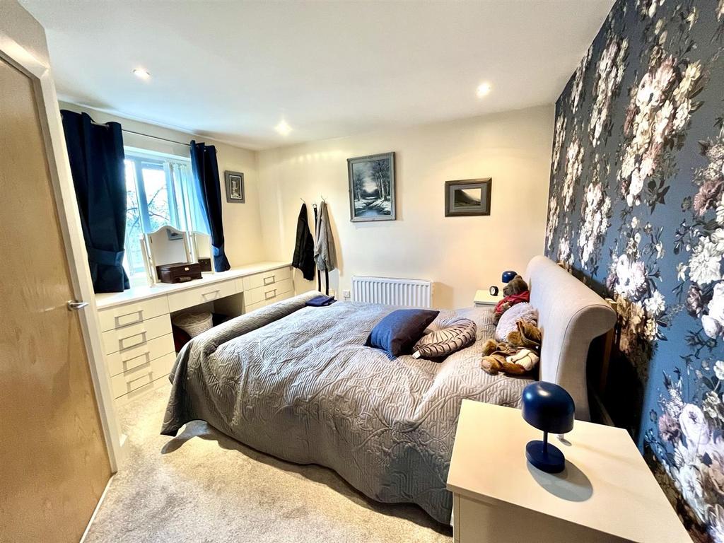 Bramleys Estate Agents - Valley Mill - Elland (8).