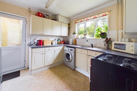 24 Underhill Road, Matson, Gloucester, GL4 6HG