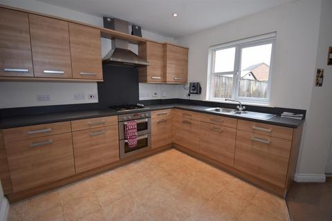 3 bedroom end of terrace house for sale, Orchid Gardens, South Shields