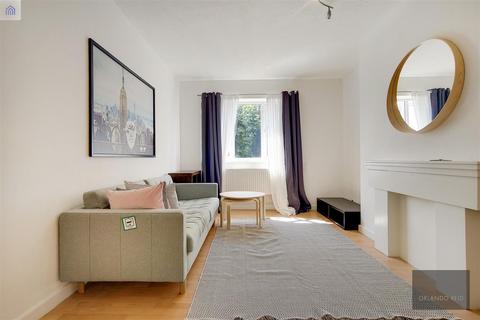 1 bedroom apartment for sale, Gowrie Road, Battersea