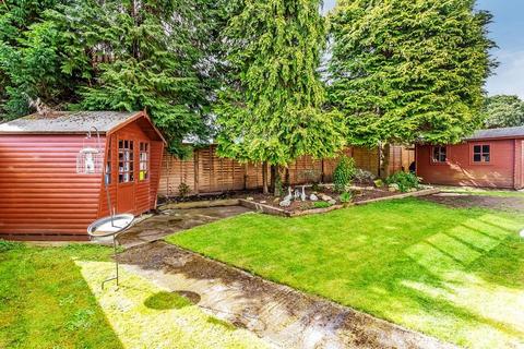 3 bedroom detached bungalow for sale, COBHAM ROAD, FETCHAM, KT22