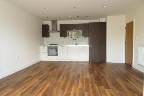 2 bedroom apartment to rent, High Road, Woodford Green IG8