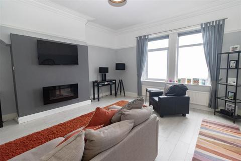 2 bedroom apartment for sale, Percy Gardens, Tynemouth