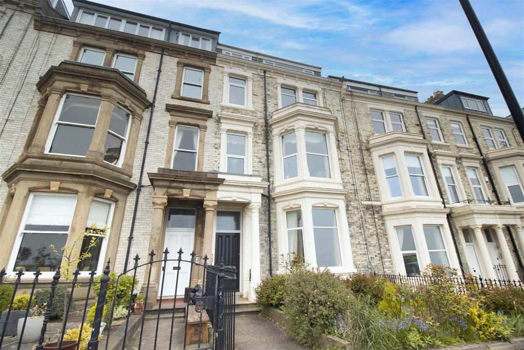 Percy Gardens, Tynemouth 2 bed apartment for sale £385,000