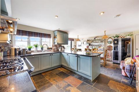 5 bedroom detached house for sale, Chipstead High Road, Upper Gatton, Reigate