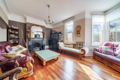 undefined, Bushmead Avenue, Bedford