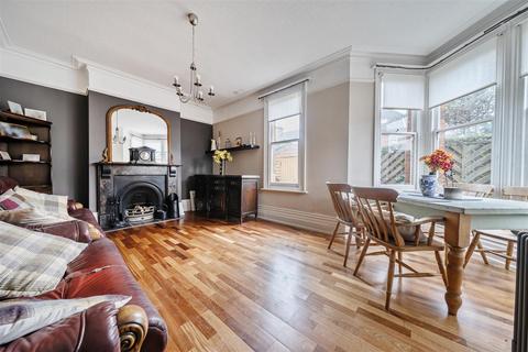 4 bedroom house for sale, Bushmead Avenue, Bedford