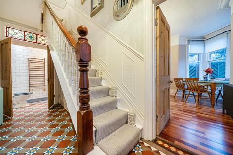 4 bedroom house for sale, Bushmead Avenue, Bedford