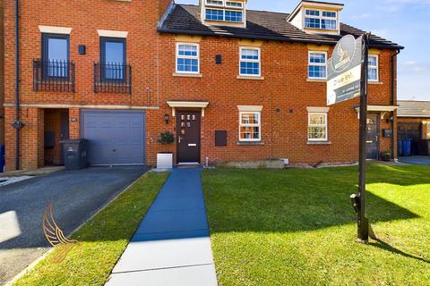3 bedroom terraced house for sale, Monument Drive, Brierley S72