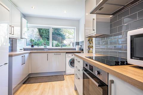 45 Kenbourne Road, Sheffield, S7 1NJ