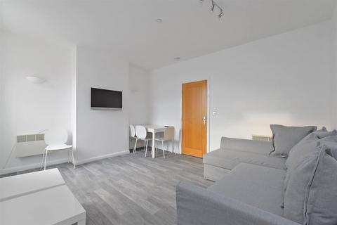 3 bedroom apartment to rent, 551a Ecclesall Road, Sheffield, S11 8PR