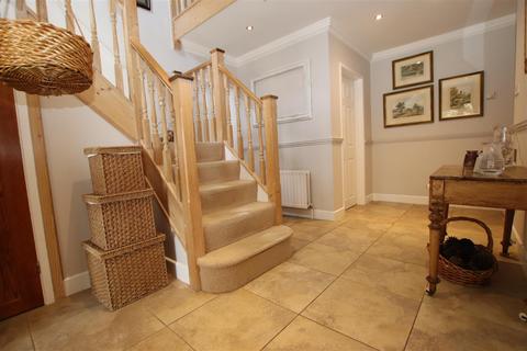 4 bedroom detached house for sale, Stapehill Road, Wimborne