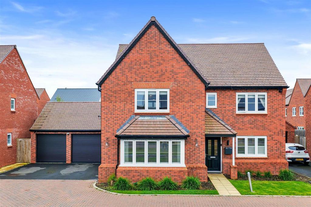 Spearhead Road, BidfordOnAvon 5 bed detached house for sale £565,000