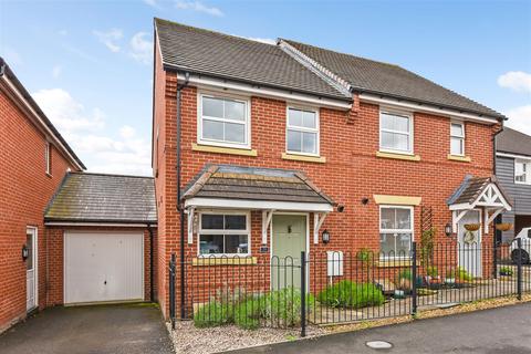 2 bedroom semi-detached house for sale, Lords Way, Andover