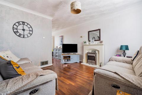 2 bedroom terraced house for sale, Bicknor Road, Maidstone