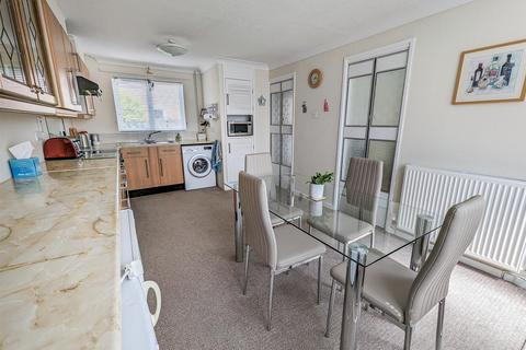 2 bedroom end of terrace house for sale, Lerwick Way, Corby NN17