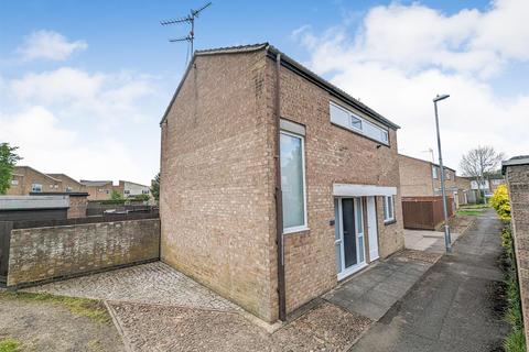 8 Lerwick Way, Corby, NN17 2DZ