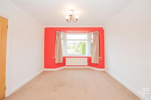 3 bedroom semi-detached house to rent, Milton Road, Manchester M34