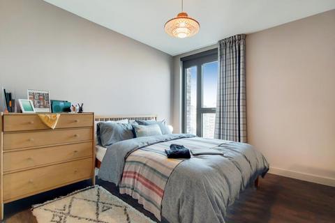 3 bedroom flat to rent, Canada Gardens, Wembley, HA9