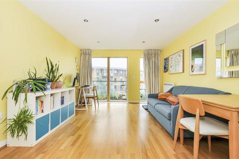 2 bedroom apartment for sale, Bassett House, London