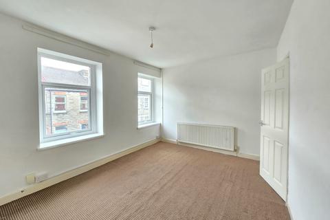 31 Lee Road, Barry, CF63 1DA