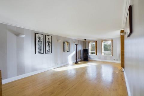 4 bedroom apartment for sale, Temple Mill Island, Marlow SL7