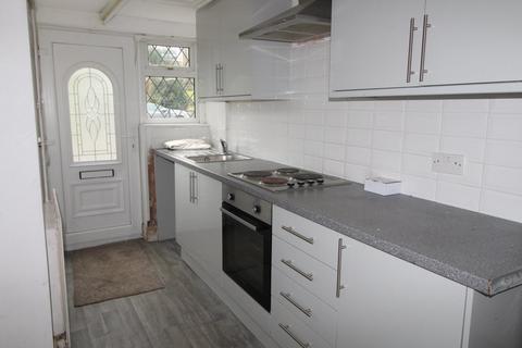 1 bedroom cottage for sale, Fell Lane, Keighley, BD22