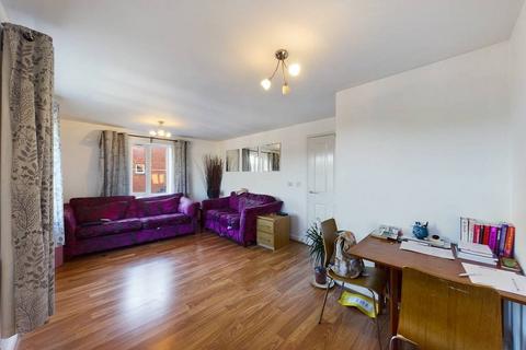 2 bedroom flat to rent, Ffordd Ty Unnos, Cardiff. CF14 4NJ