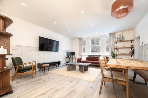 2 bedroom apartment for sale, Oak Hill Park, Hampstead, London, NW3