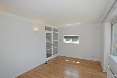 23 Bond Gardens, Wallington, SM6 7LW