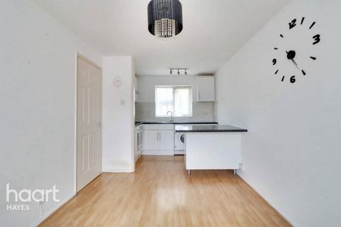 1 bedroom flat for sale, Copthorne Mews, Hayes