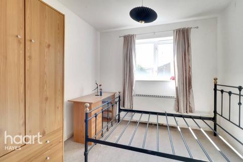 1 bedroom flat for sale, Copthorne Mews, Hayes
