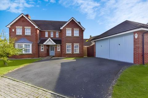 4 bedroom detached house for sale, Amethyst Close, Sleaford NG34
