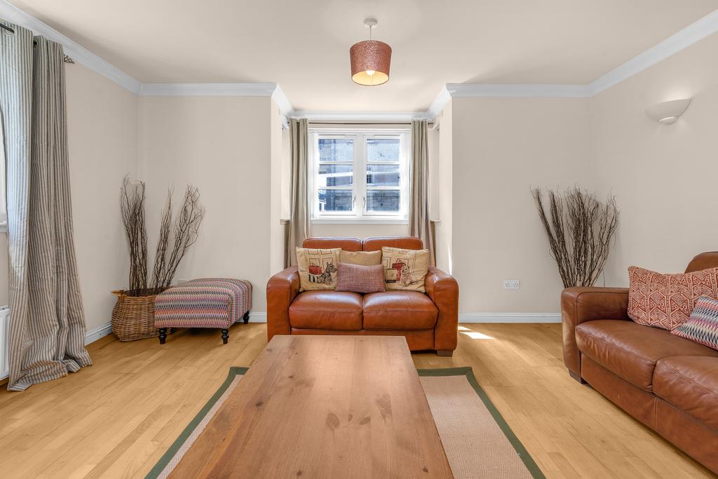 Tower Street, Edinburgh EH6 2 bed flat for sale £259,950