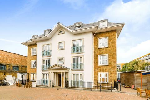 2 bedroom apartment to rent, High Street, Crouch End, London, N8