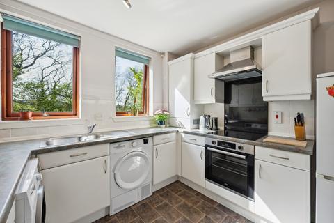 2 bedroom apartment for sale, Barony Court, Cambusbarron, Stirling, Sttrlingshire, FK7 9NG