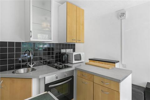 1 bedroom apartment for sale, Hodister Close, London, SE5