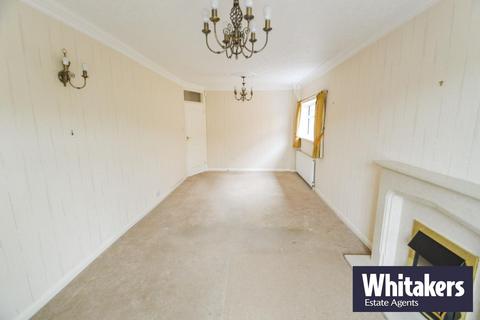 2 bedroom detached bungalow to rent, The Wolds, Cottingham, HU16