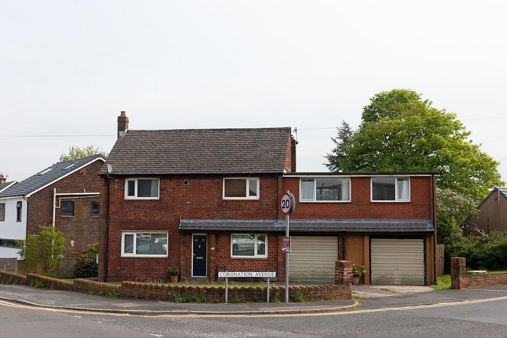 St. Johns Road, Burnley BB12 4 bed detached house for sale £279,950