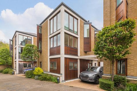 4 bedroom townhouse for sale, Robinswood Mews, London, N5