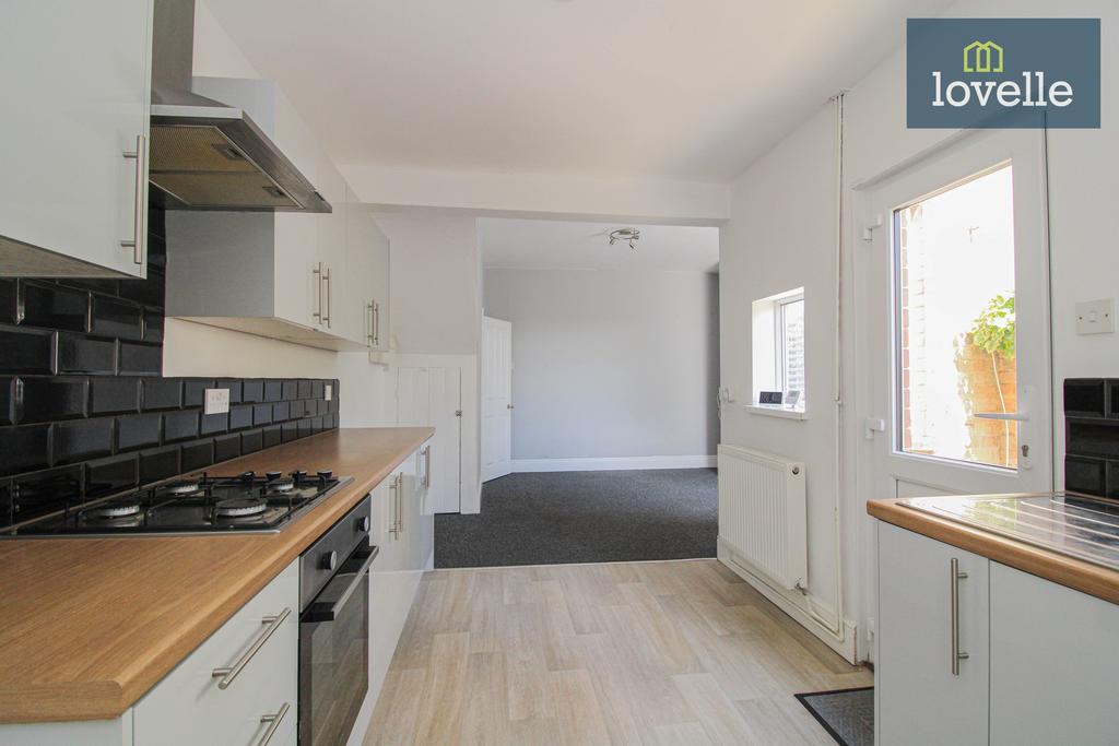 Torrington Street, Grimsby DN32 3 bed terraced house for sale £109,950